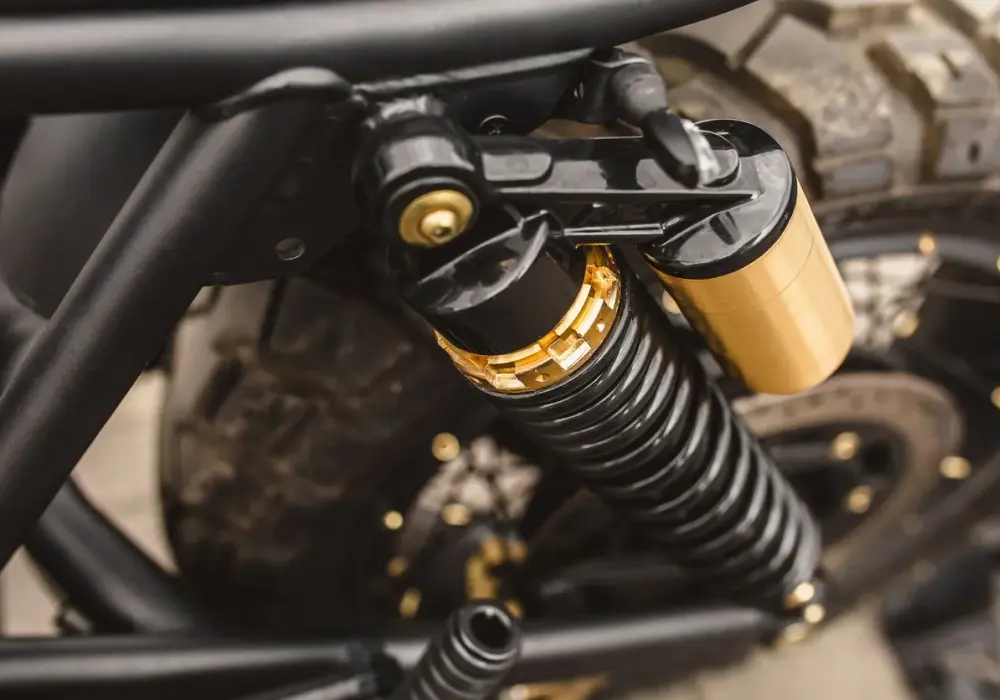 Reparación de amortiguador moto: soluciona problemas comunes fácilmente